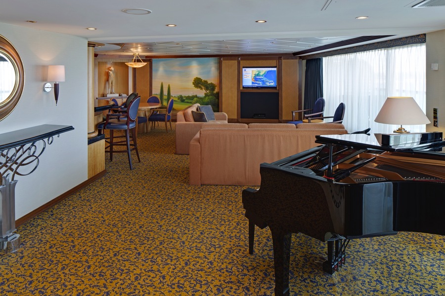 RCI, Serenade of the Seas, Royal Suite 1 Bedroom 4.jpeg